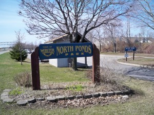 Entrance to North Ponds Park